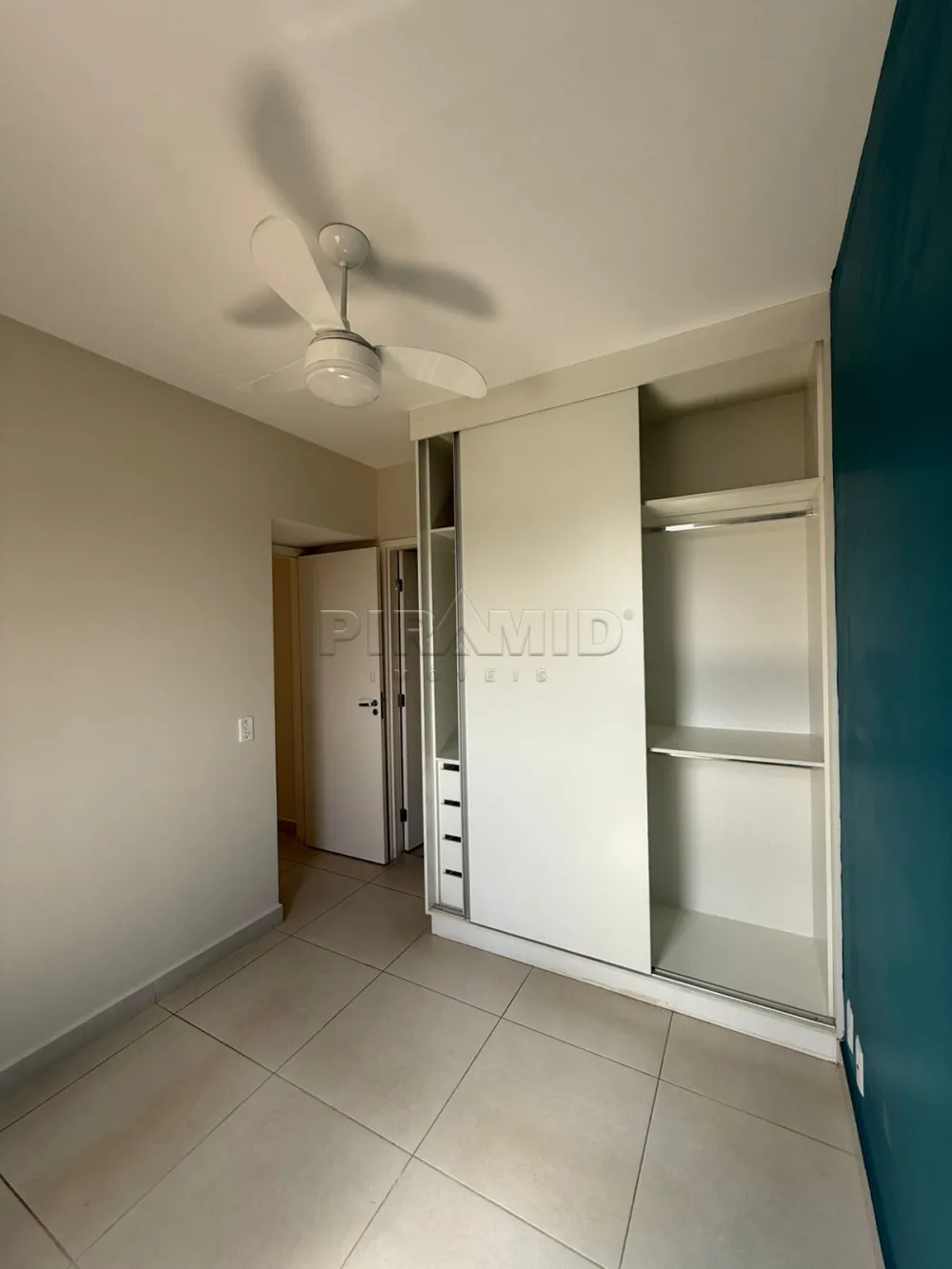 Alugar Apartamento / Padr&atilde;o em Ribeir&atilde;o Preto R$ 1.400,00 - Foto 6