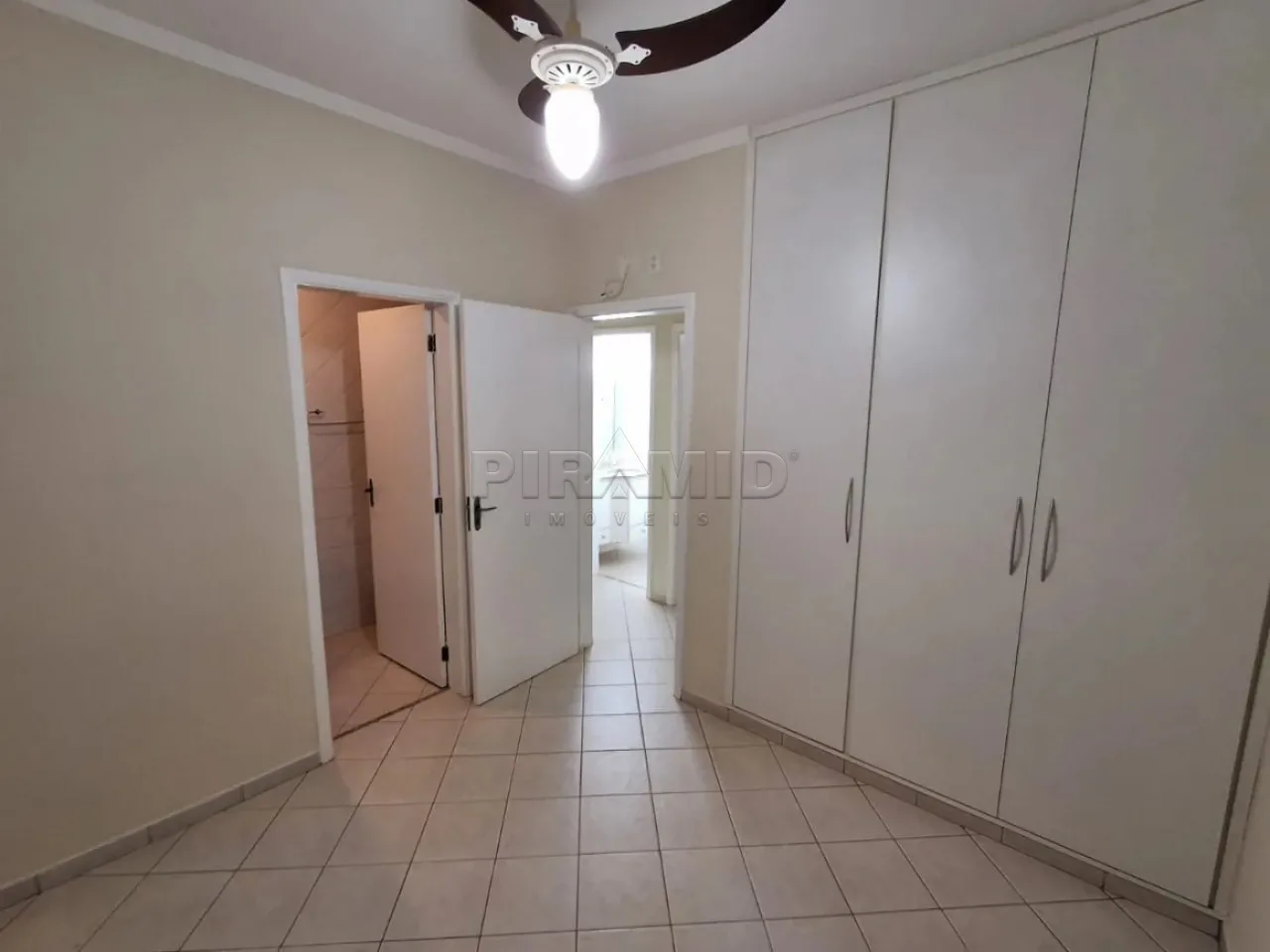 Alugar Apartamento / Padr&atilde;o em Ribeir&atilde;o Preto R$ 1.900,00 - Foto 8