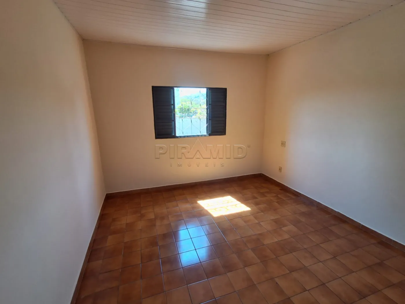 Alugar Casa / Padr&atilde;o em Ribeir&atilde;o Preto R$ 1.100,00 - Foto 9