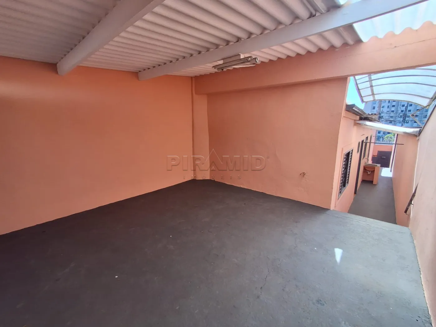 Alugar Casa / Padr&atilde;o em Ribeir&atilde;o Preto R$ 1.100,00 - Foto 16