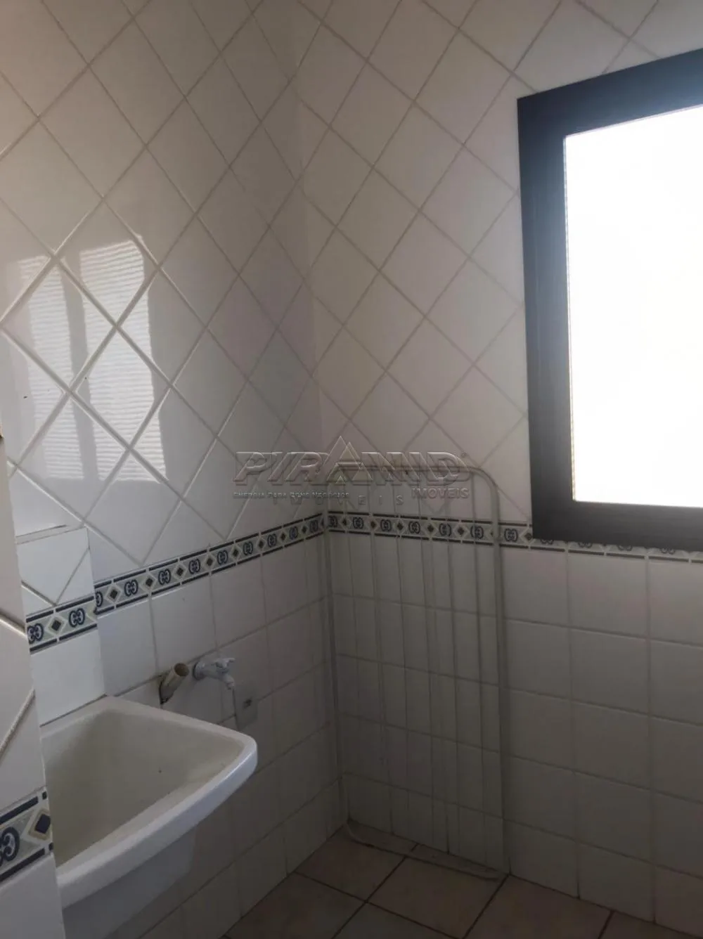 Alugar Apartamento / Padr&atilde;o em Ribeir&atilde;o Preto R$ 1.400,00 - Foto 5