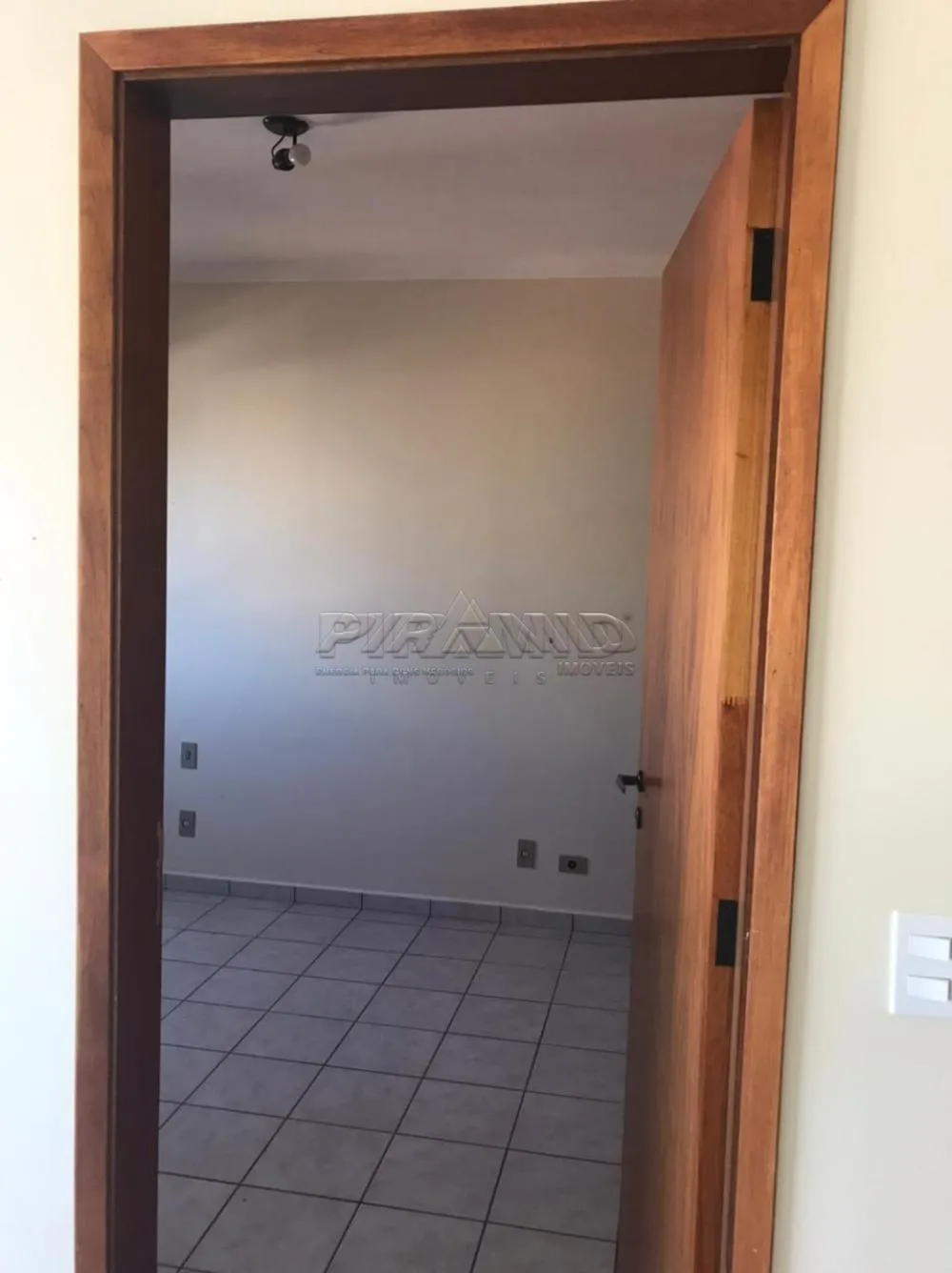 Alugar Apartamento / Padr&atilde;o em Ribeir&atilde;o Preto R$ 1.400,00 - Foto 8