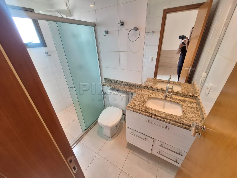 Alugar Apartamento / Padr&atilde;o em Ribeir&atilde;o Preto R$ 4.100,00 - Foto 17