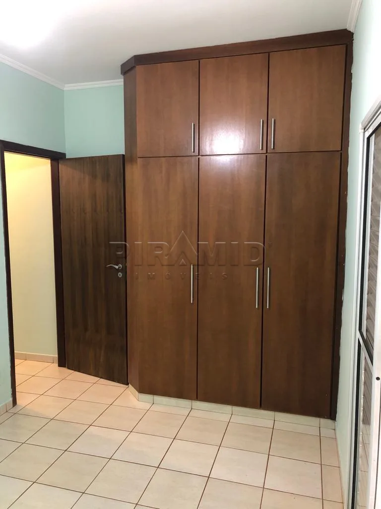 Alugar Apartamento / Padr&atilde;o em Ribeir&atilde;o Preto R$ 1.500,00 - Foto 4