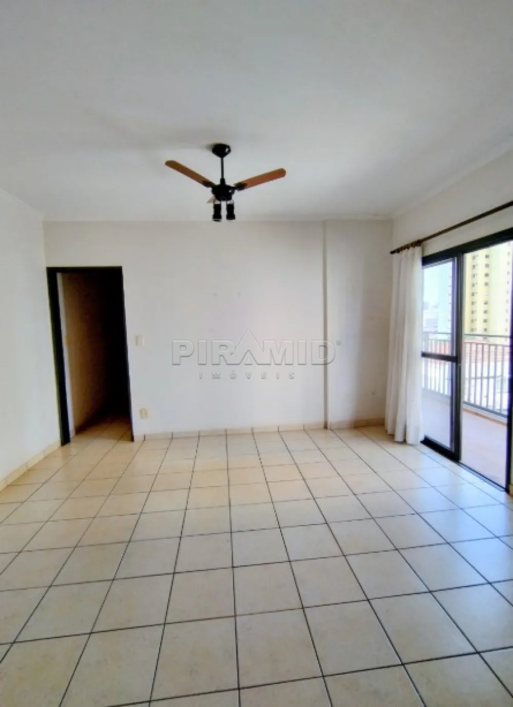 Alugar Apartamento / Padr&atilde;o em Ribeir&atilde;o Preto R$ 1.800,00 - Foto 5