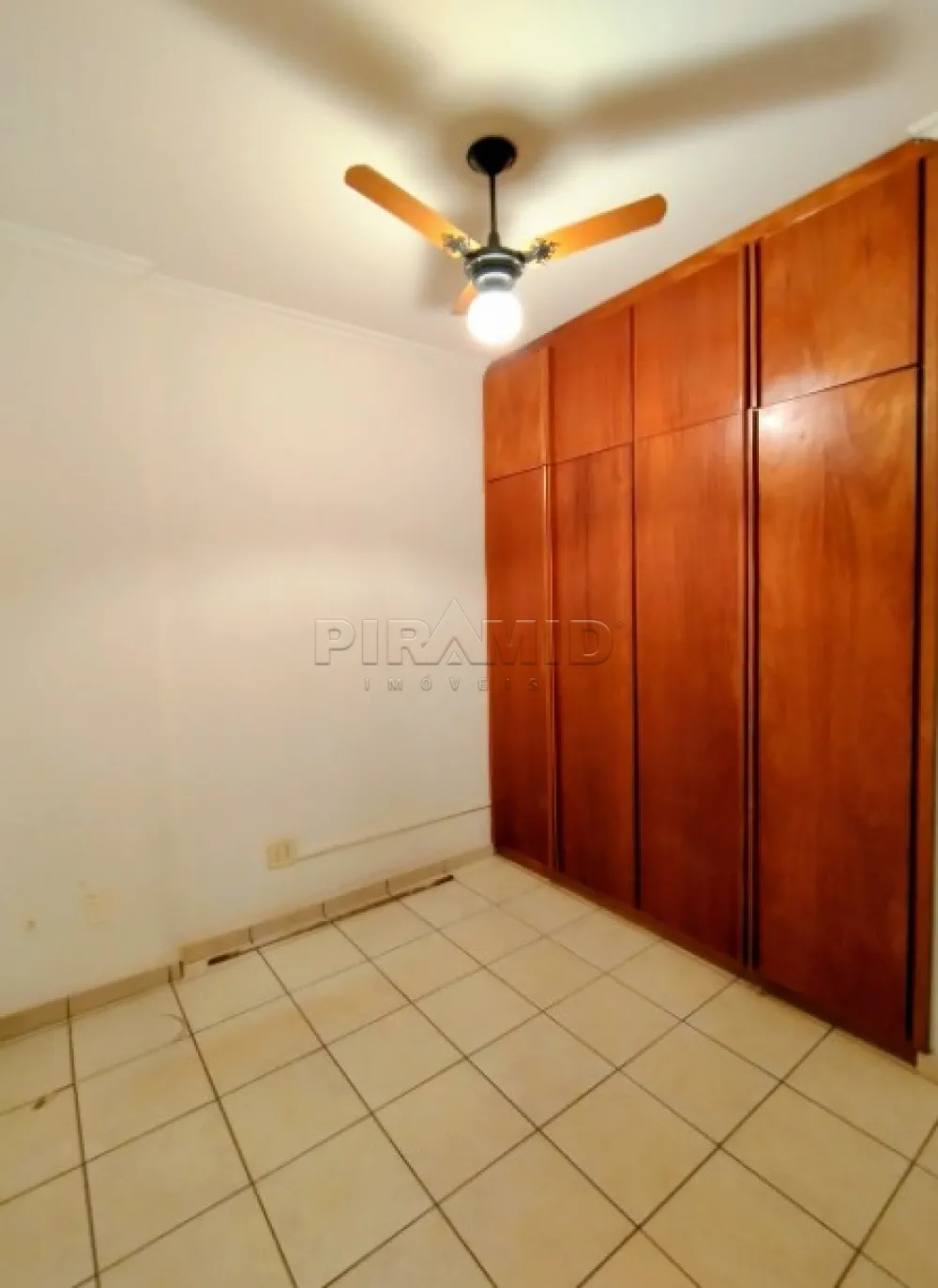 Alugar Apartamento / Padr&atilde;o em Ribeir&atilde;o Preto R$ 1.800,00 - Foto 11