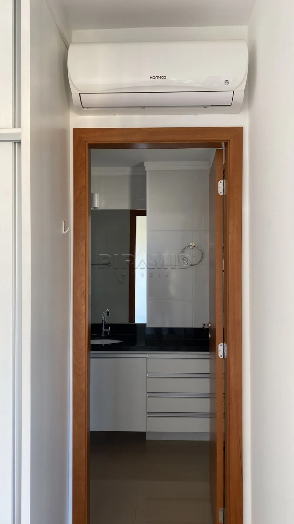 Alugar Apartamento / Padr&atilde;o em Ribeir&atilde;o Preto R$ 1.900,00 - Foto 11