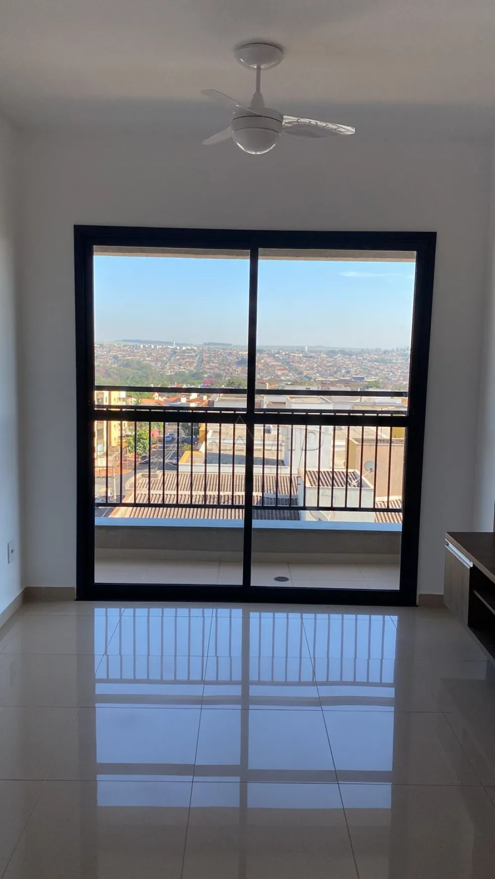Alugar Apartamento / Padr&atilde;o em Ribeir&atilde;o Preto R$ 1.900,00 - Foto 1
