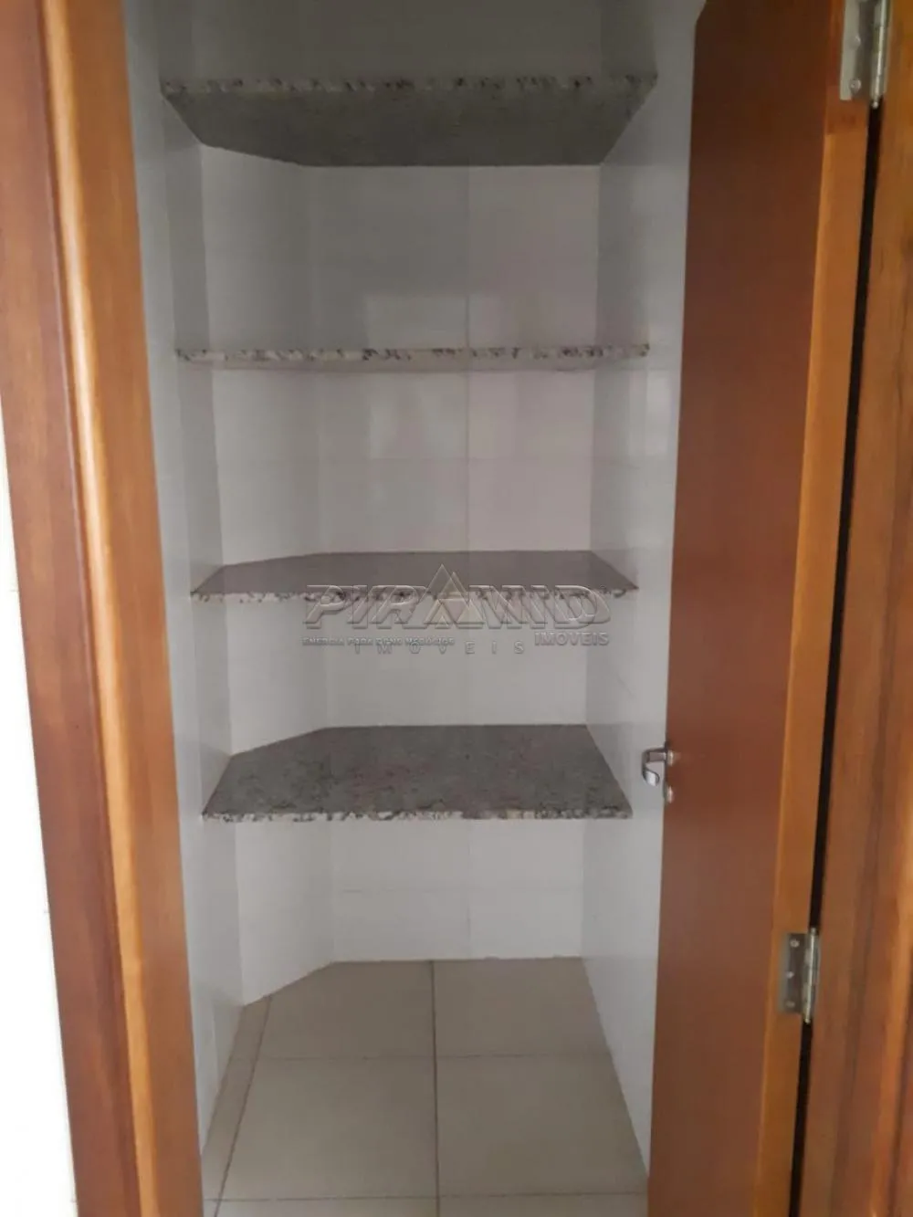 Alugar Apartamento / Padr&atilde;o em Ribeir&atilde;o Preto R$ 2.200,00 - Foto 18