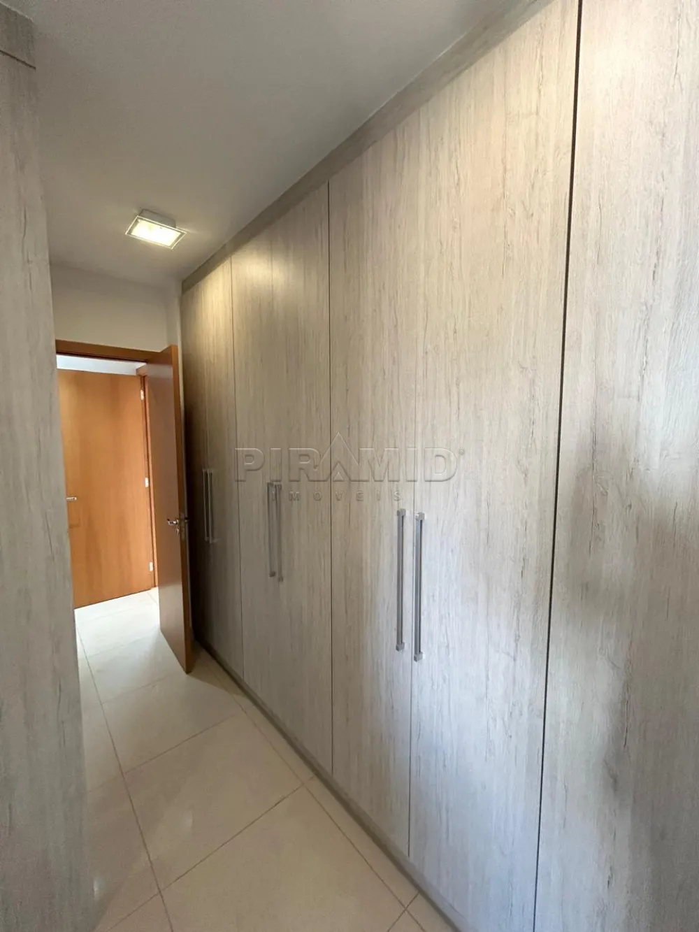 Alugar Apartamento / Padr&atilde;o em Ribeir&atilde;o Preto R$ 6.000,00 - Foto 18