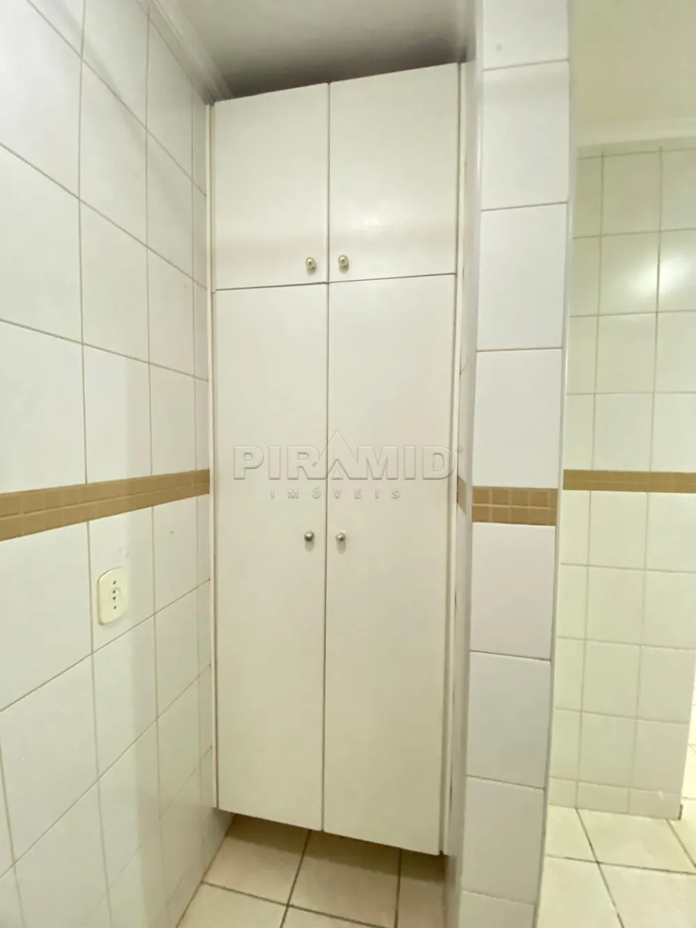 Alugar Apartamento / Padr&atilde;o em Ribeir&atilde;o Preto R$ 1.300,00 - Foto 11
