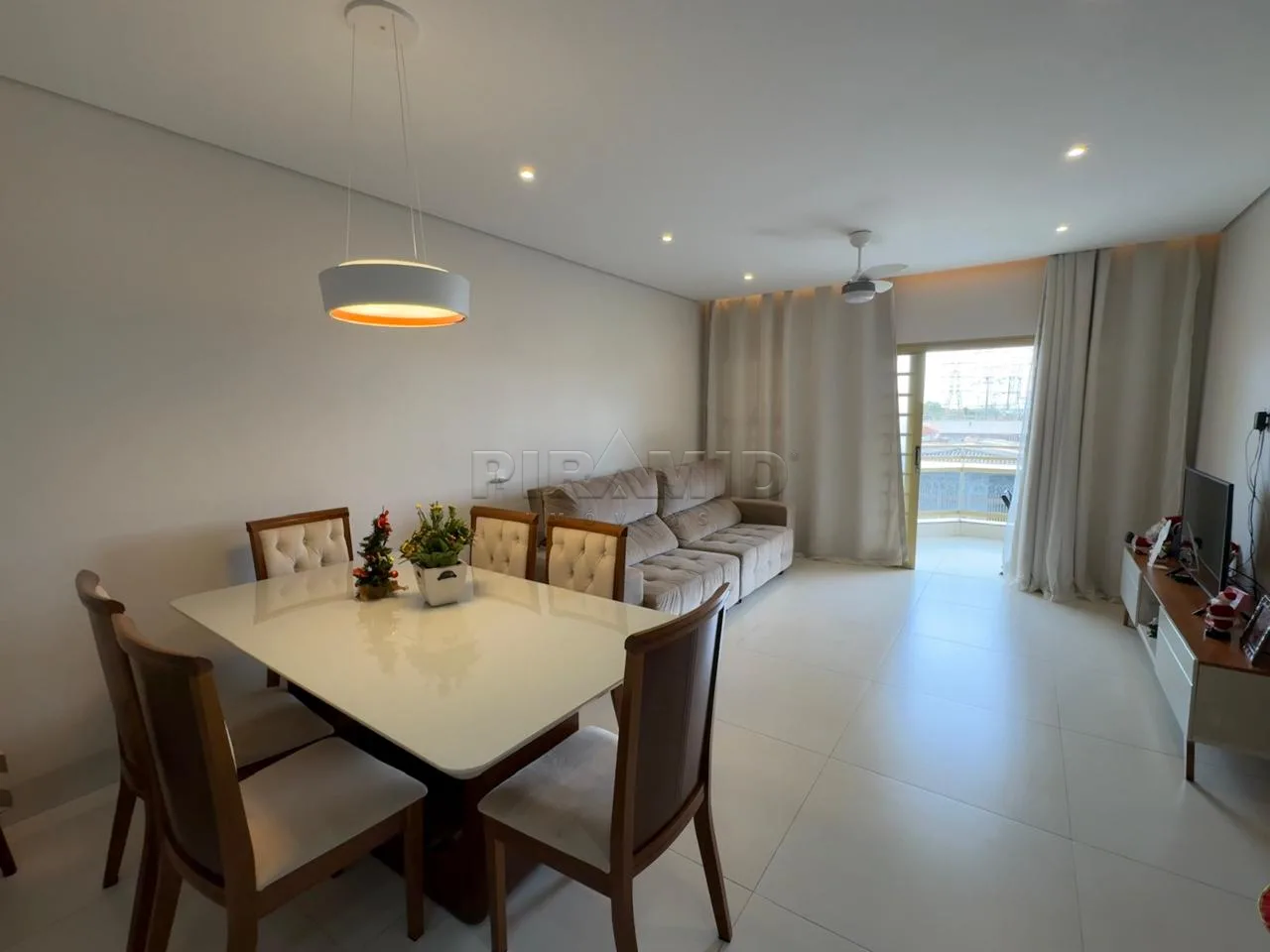 Alugar Apartamento / Padr&atilde;o em Ribeir&atilde;o Preto R$ 2.750,00 - Foto 1