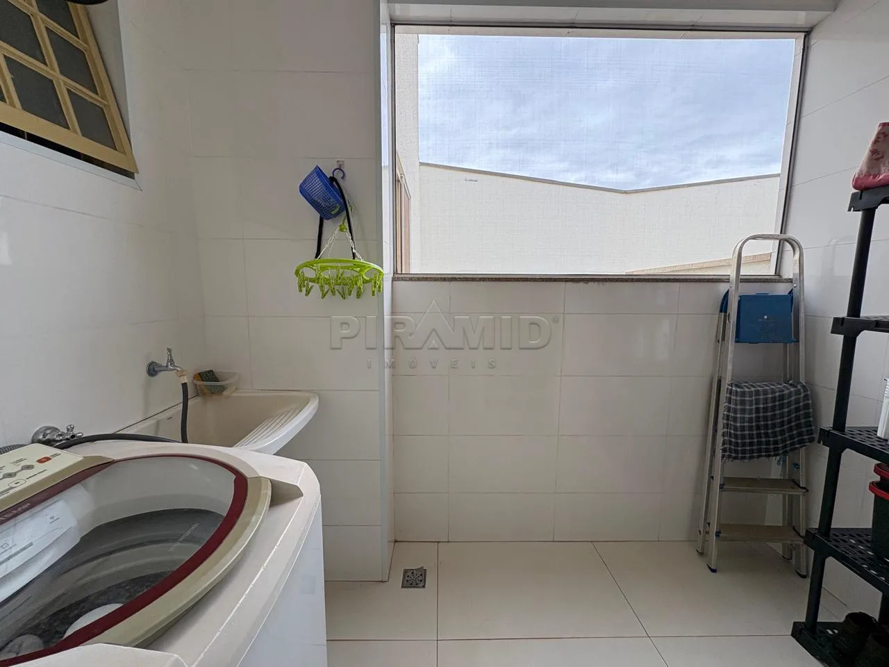 Alugar Apartamento / Padr&atilde;o em Ribeir&atilde;o Preto R$ 2.750,00 - Foto 22