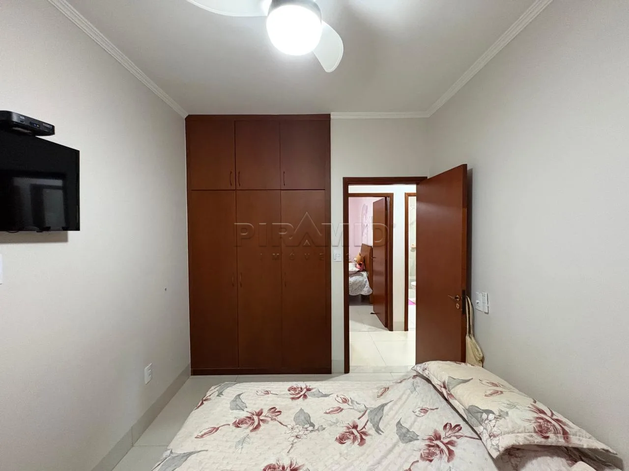 Alugar Apartamento / Padr&atilde;o em Ribeir&atilde;o Preto R$ 2.750,00 - Foto 15