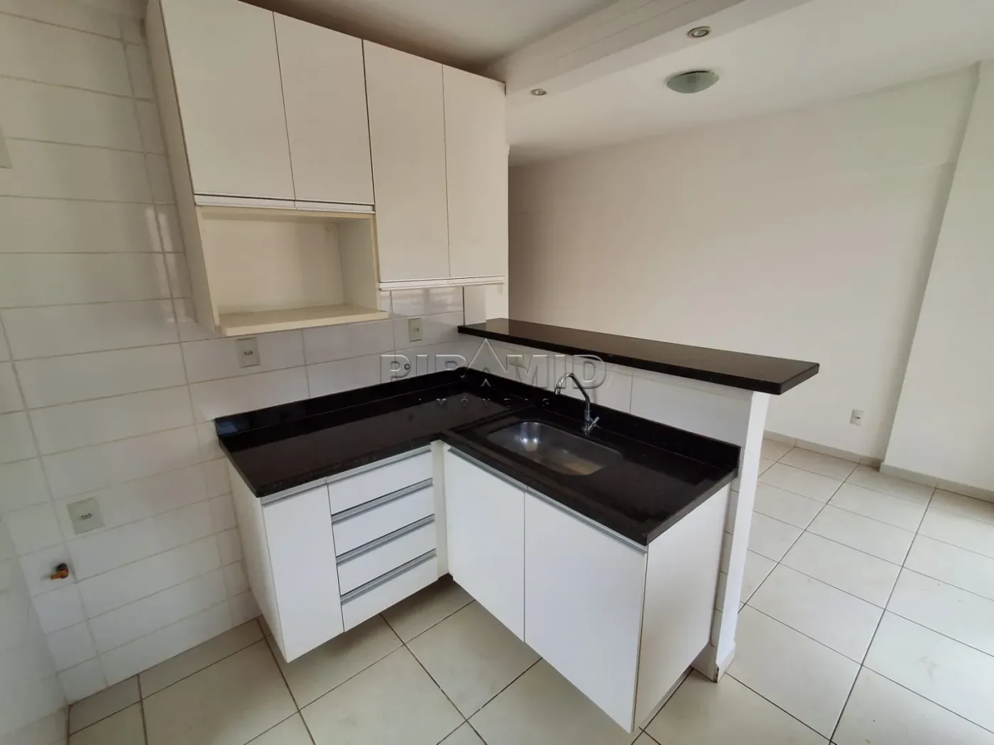 Alugar Apartamento / Padr&atilde;o em Ribeir&atilde;o Preto R$ 1.650,00 - Foto 9