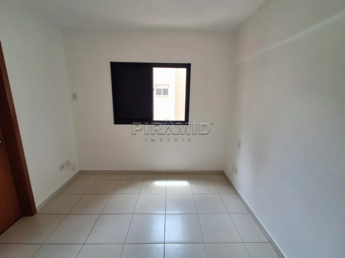 Alugar Apartamento / Padr&atilde;o em Ribeir&atilde;o Preto R$ 1.650,00 - Foto 6