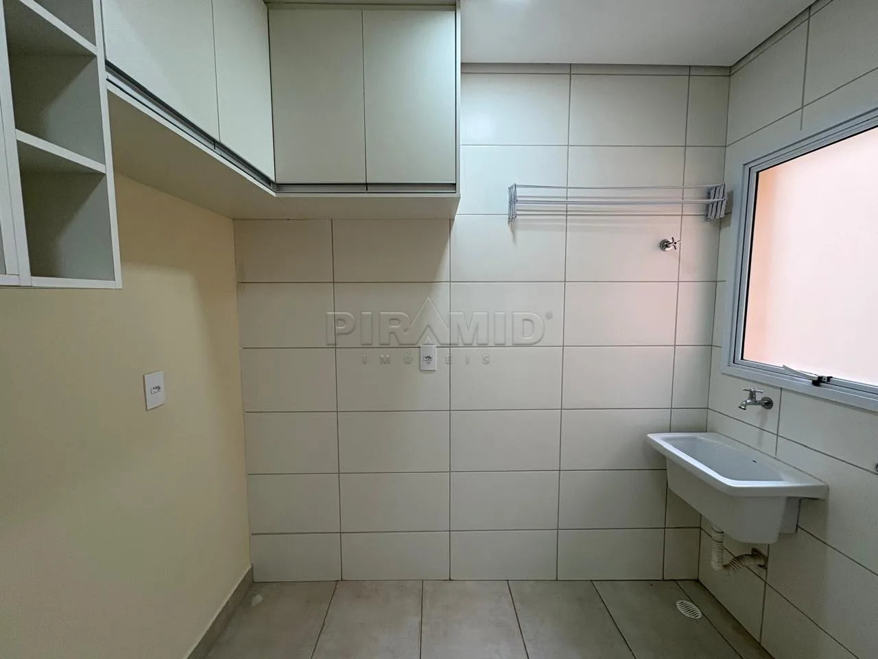 Alugar Apartamento / Padr&atilde;o em Ribeir&atilde;o Preto R$ 2.200,00 - Foto 15