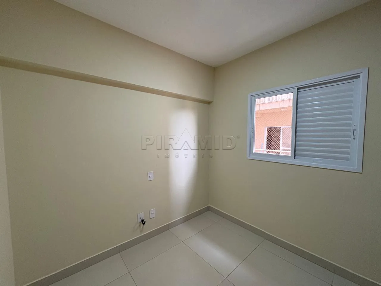 Alugar Apartamento / Padr&atilde;o em Ribeir&atilde;o Preto R$ 2.200,00 - Foto 5