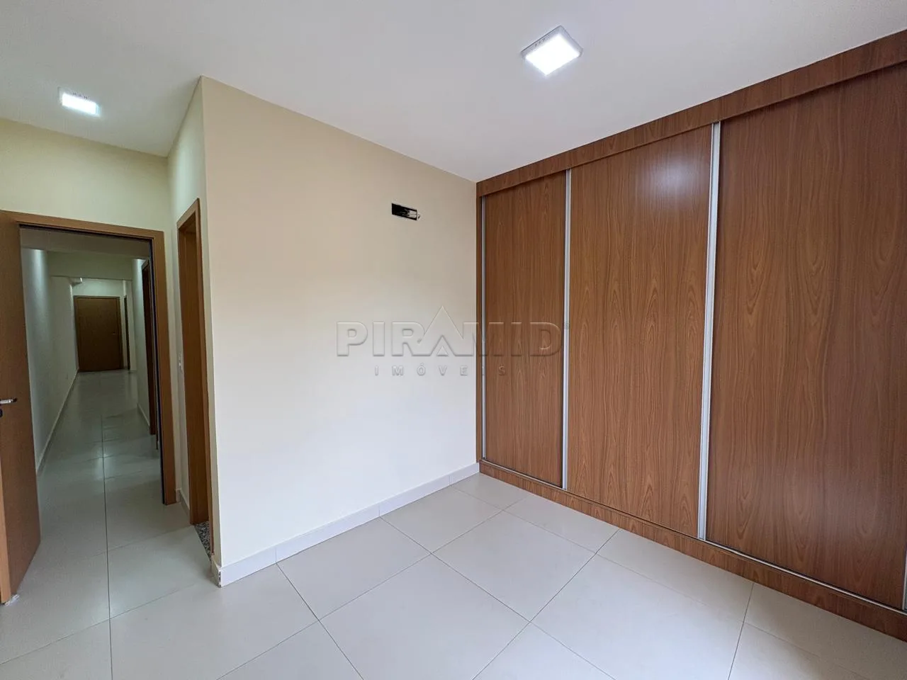 Alugar Apartamento / Padr&atilde;o em Ribeir&atilde;o Preto R$ 2.200,00 - Foto 8