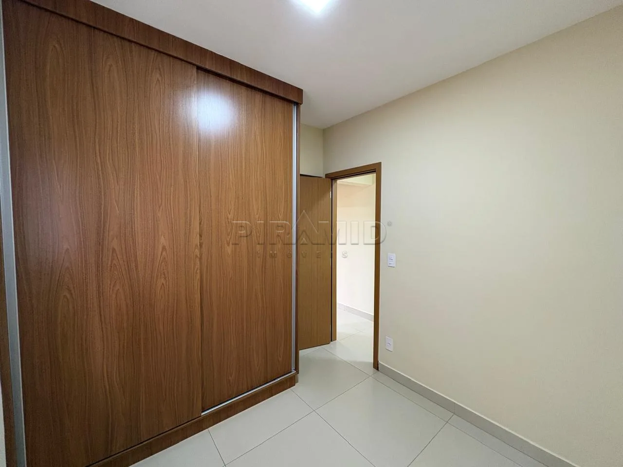Alugar Apartamento / Padr&atilde;o em Ribeir&atilde;o Preto R$ 2.200,00 - Foto 10
