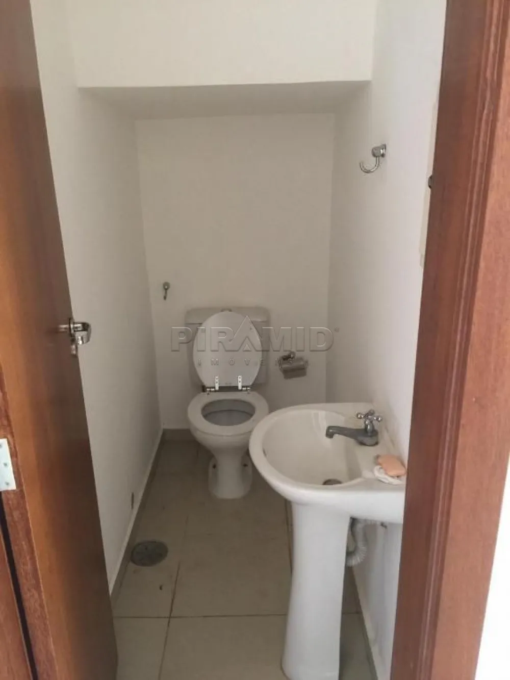 Alugar Casa / Condom&iacute;nio em Ribeir&atilde;o Preto R$ 2.300,00 - Foto 3