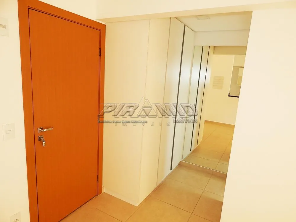 Alugar Apartamento / Padr&atilde;o em Ribeir&atilde;o Preto R$ 1.800,00 - Foto 2