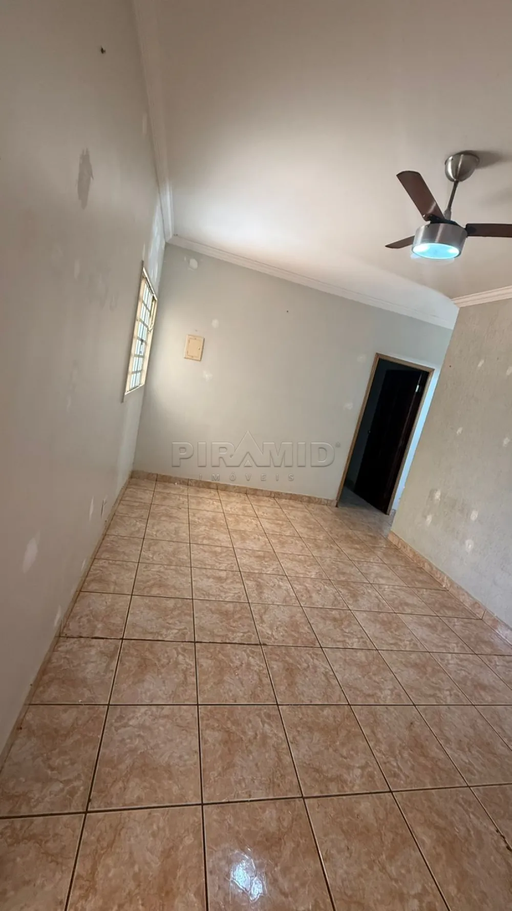 Alugar Casa / Padr&atilde;o em Ribeir&atilde;o Preto R$ 1.300,00 - Foto 3