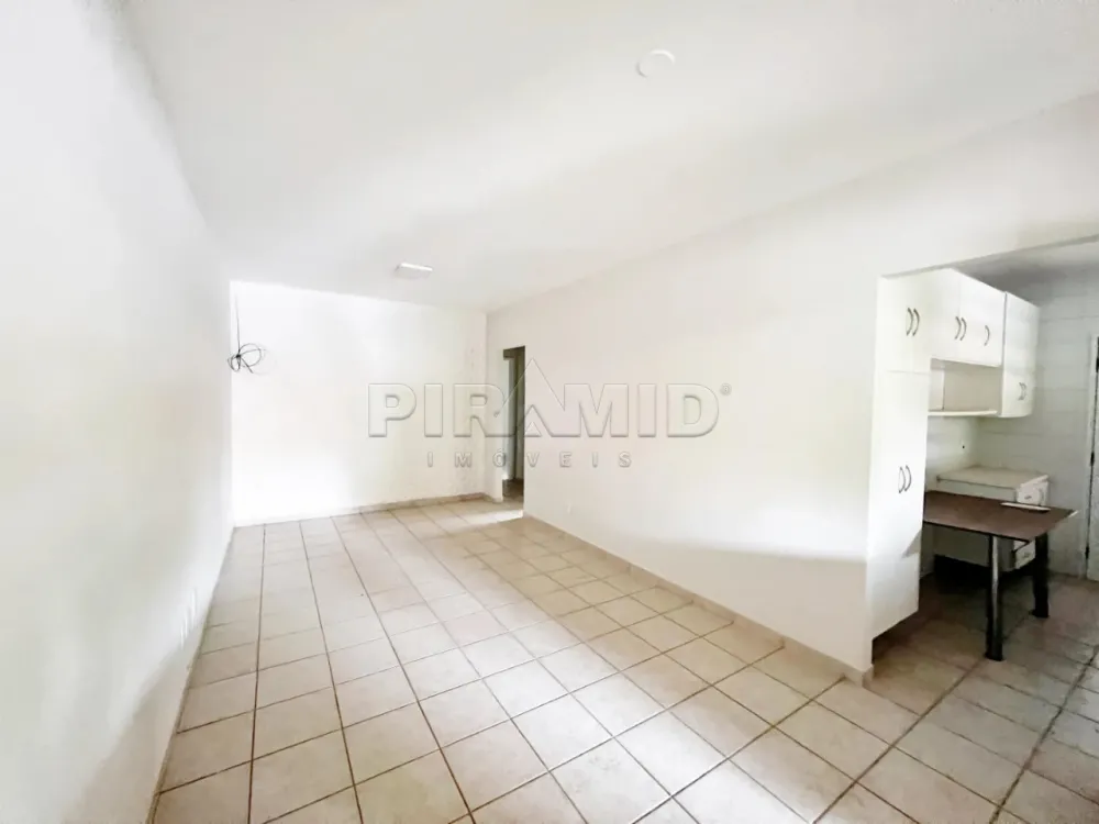 Alugar Casa / Condom&iacute;nio em Ribeir&atilde;o Preto R$ 750,00 - Foto 2