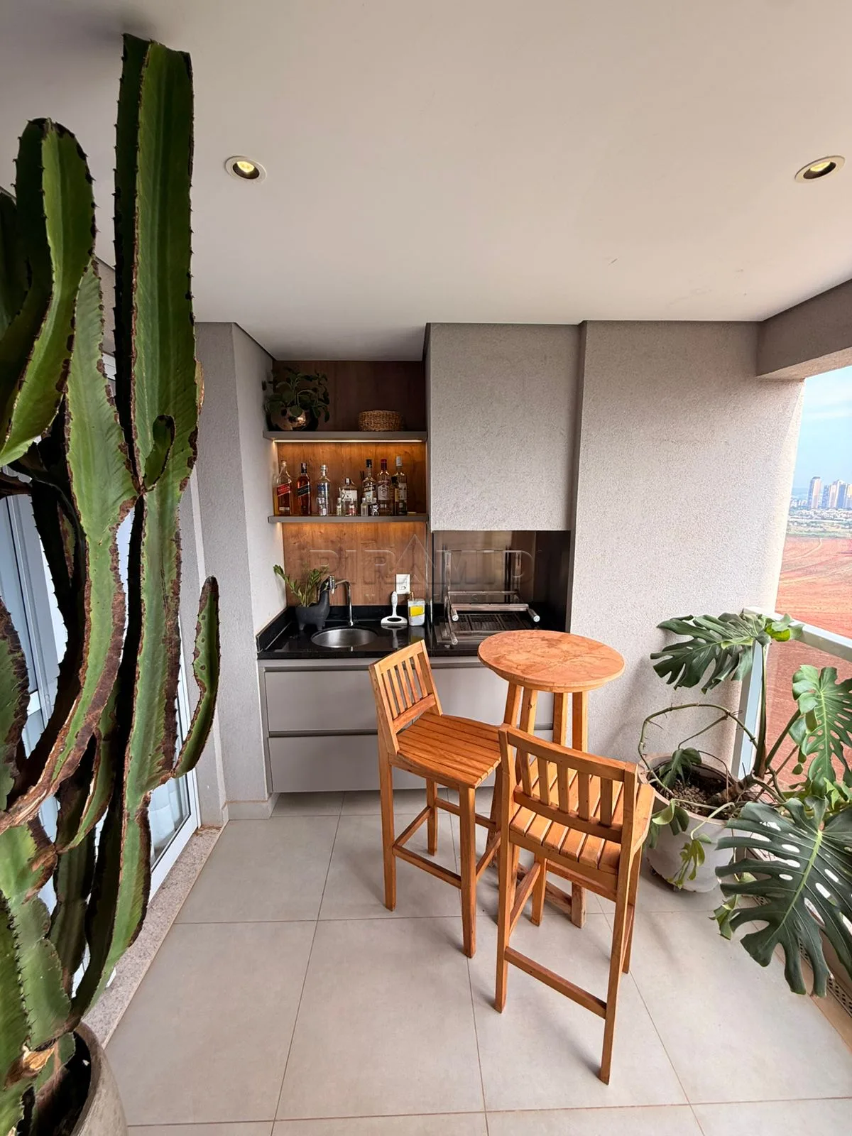 Alugar Apartamento / Padr&atilde;o em Ribeir&atilde;o Preto R$ 3.000,00 - Foto 5