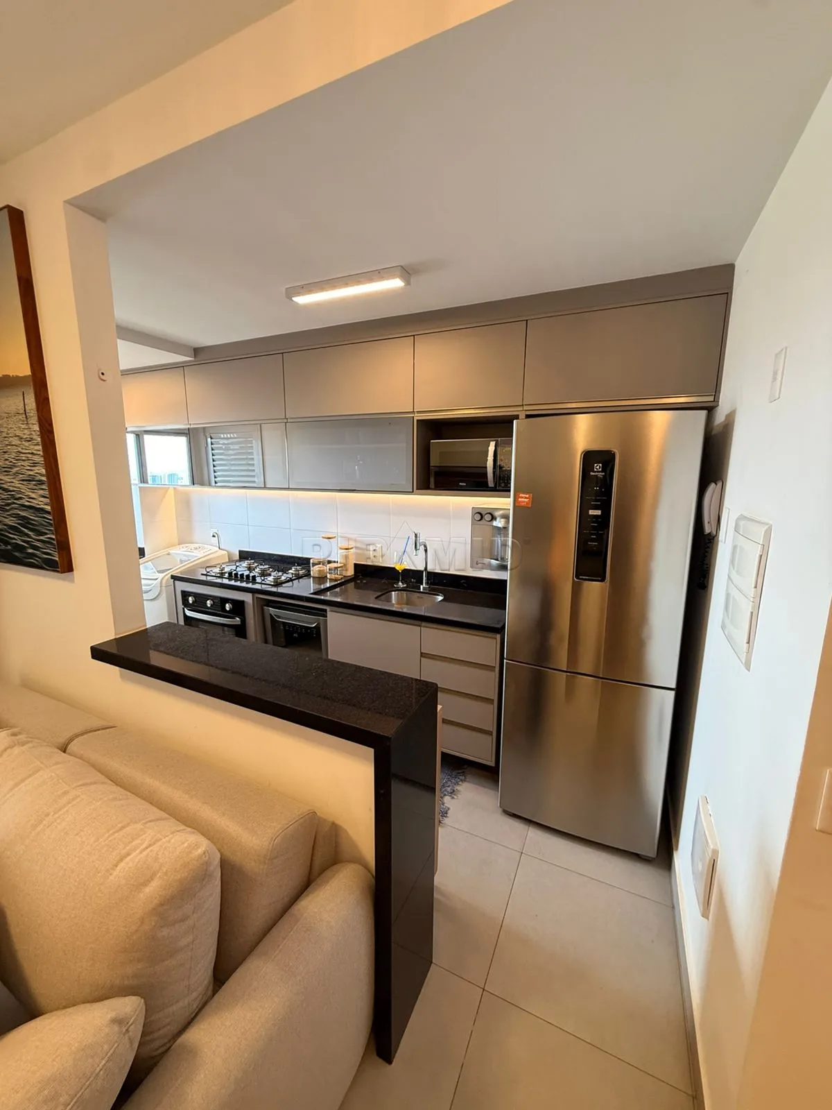 Alugar Apartamento / Padr&atilde;o em Ribeir&atilde;o Preto R$ 3.000,00 - Foto 3