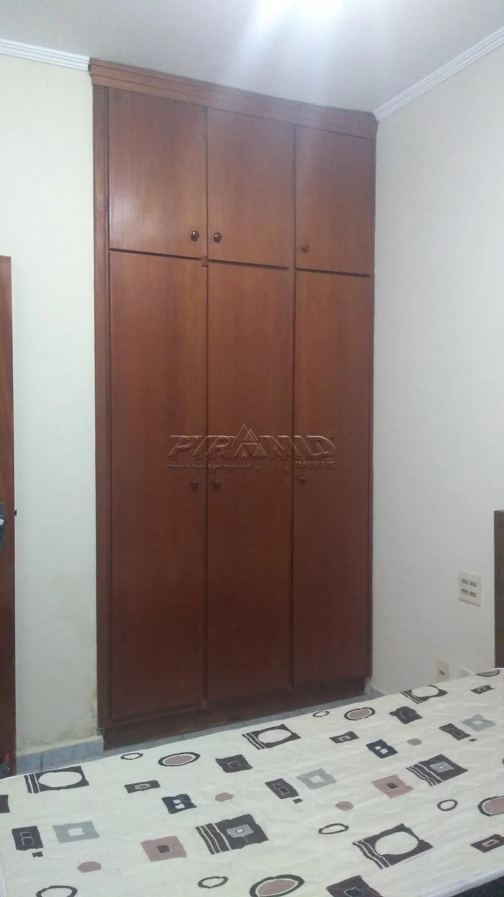 Alugar Apartamento / Padr&atilde;o em Ribeir&atilde;o Preto R$ 550,00 - Foto 5