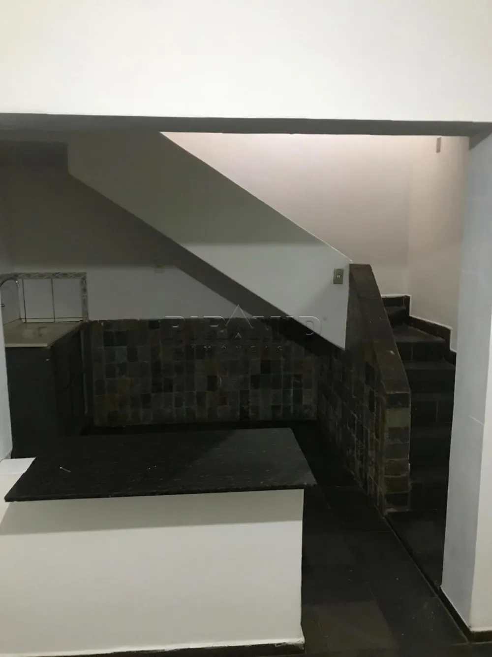 Alugar Casa / Padr&atilde;o em Ribeir&atilde;o Preto R$ 1.900,00 - Foto 15