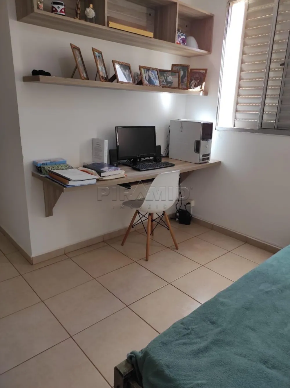 Alugar Apartamento / Padr&atilde;o em Ribeir&atilde;o Preto R$ 1.200,00 - Foto 5