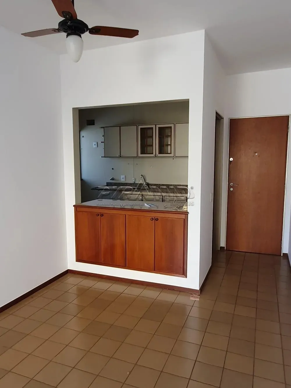 Alugar Apartamento / Padr&atilde;o em Ribeir&atilde;o Preto R$ 1.200,00 - Foto 5