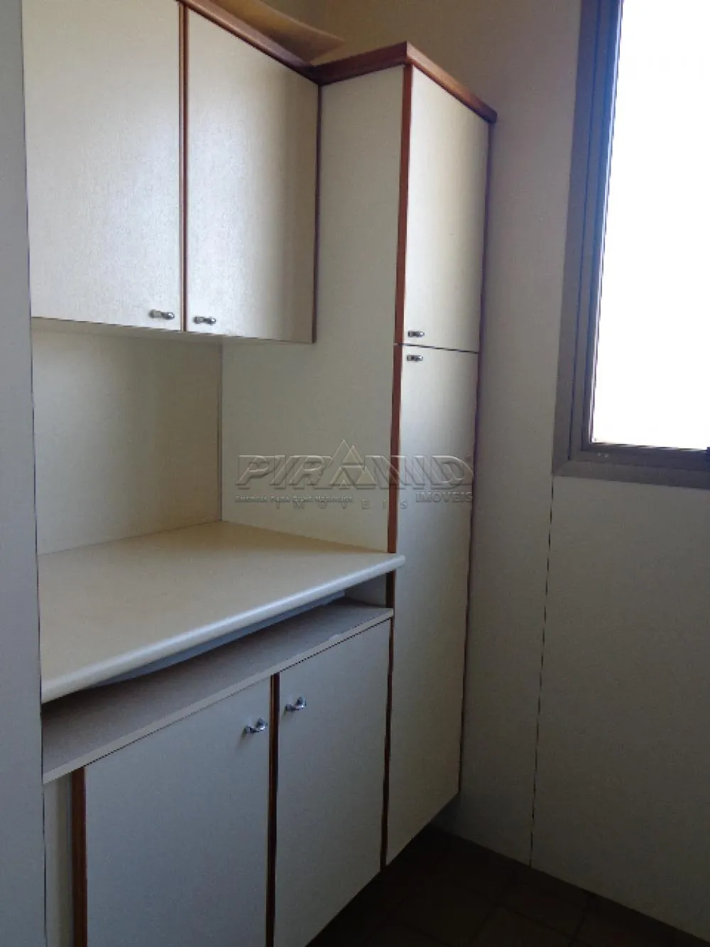 Alugar Apartamento / Padr&atilde;o em Ribeir&atilde;o Preto R$ 1.200,00 - Foto 10