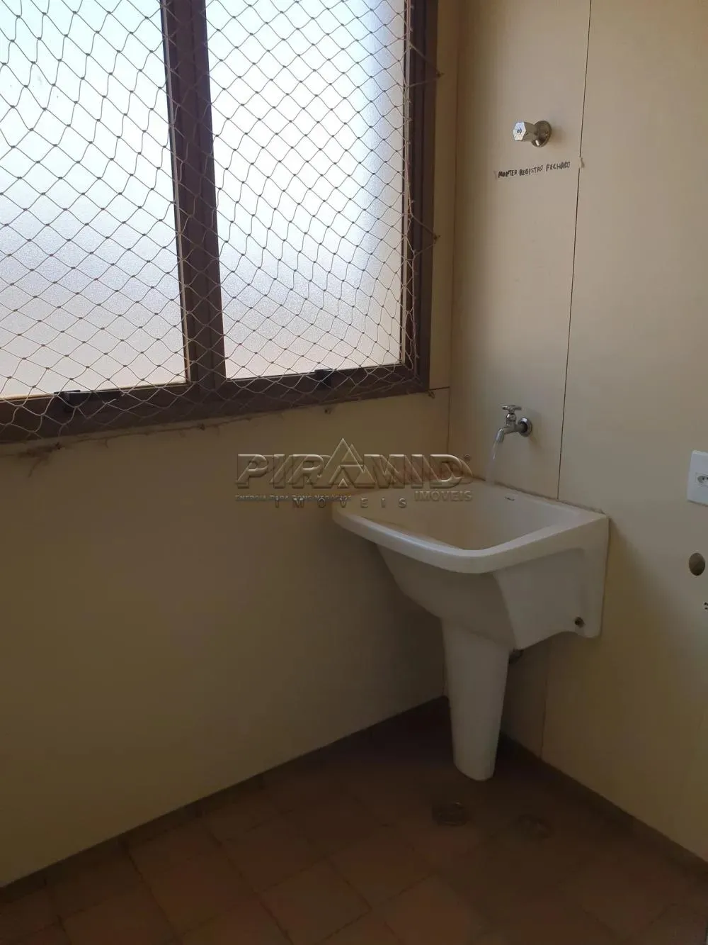 Alugar Apartamento / Padr&atilde;o em Ribeir&atilde;o Preto R$ 1.200,00 - Foto 12