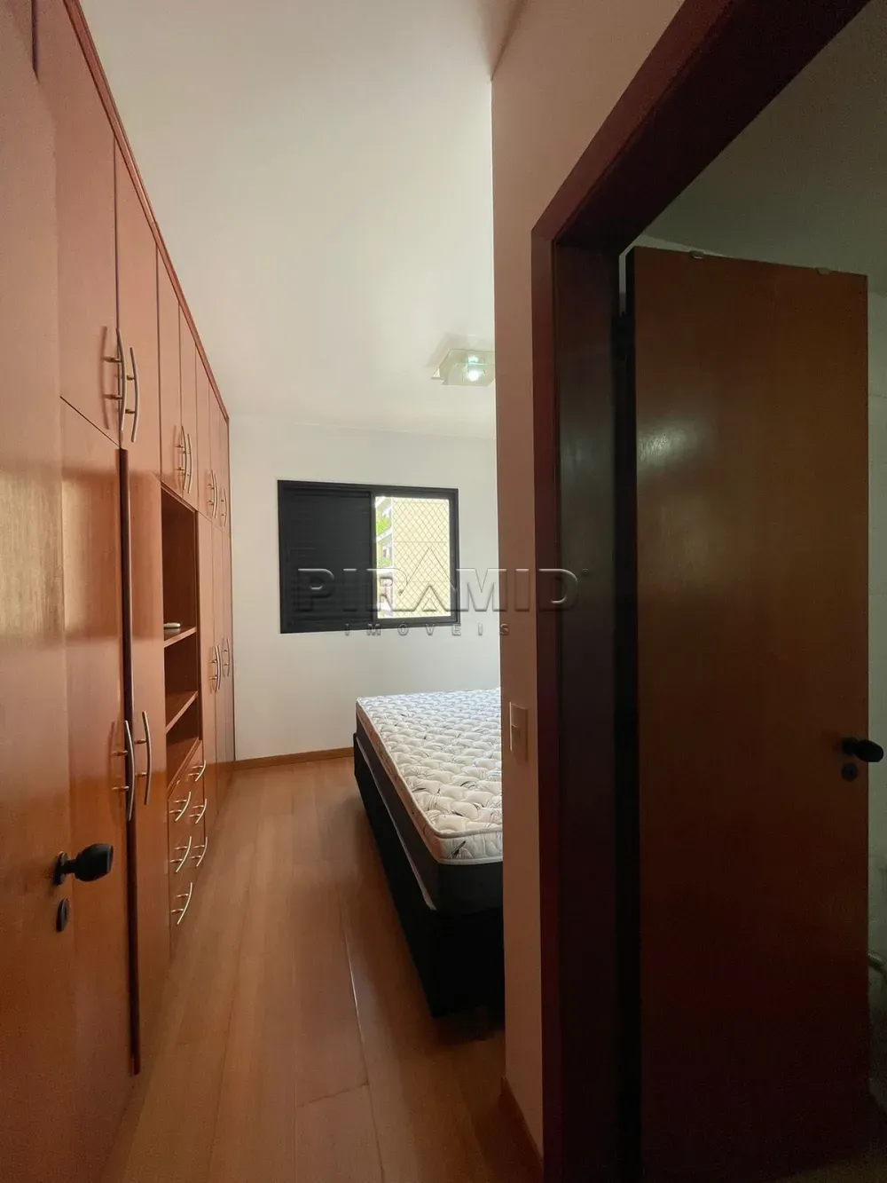 Alugar Apartamento / Padr&atilde;o em Ribeir&atilde;o Preto R$ 2.800,00 - Foto 13