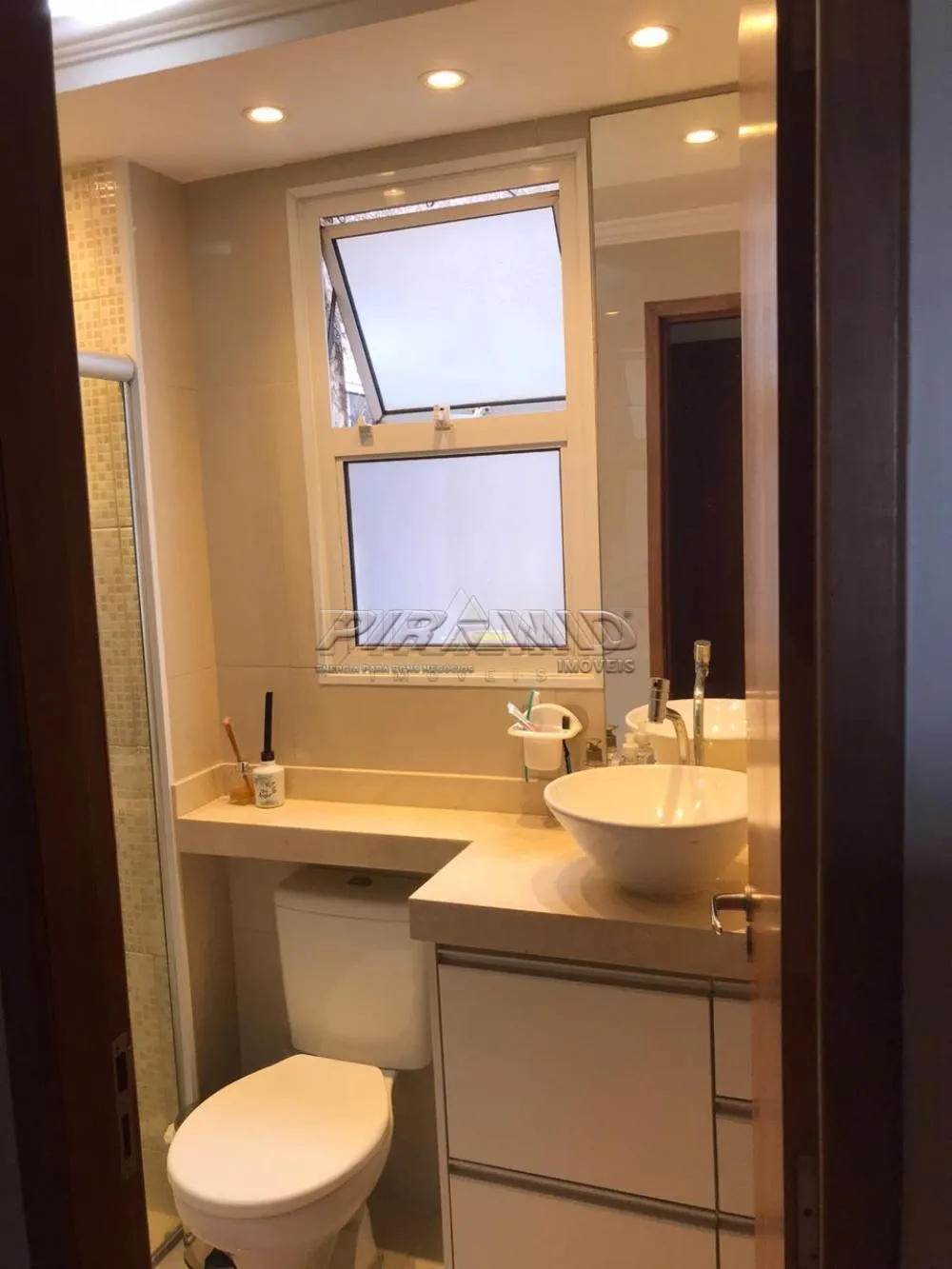 Alugar Apartamento / Padr&atilde;o em Ribeir&atilde;o Preto R$ 1.650,00 - Foto 9