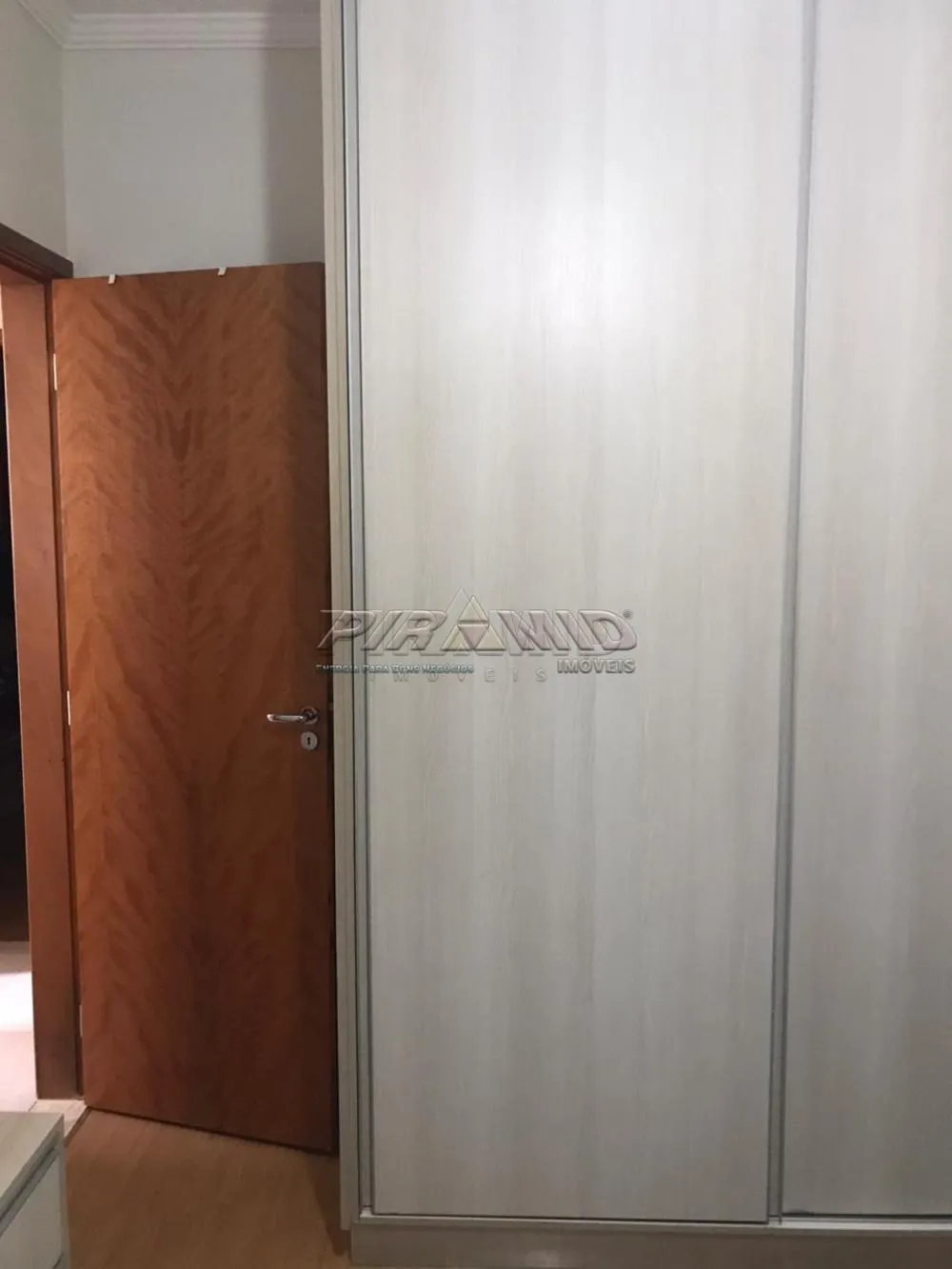 Alugar Apartamento / Padr&atilde;o em Ribeir&atilde;o Preto R$ 1.650,00 - Foto 16