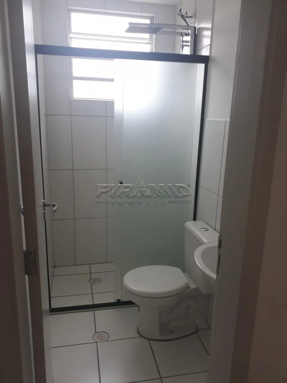 Alugar Apartamento / Padr&atilde;o em Ribeir&atilde;o Preto R$ 1.200,00 - Foto 5