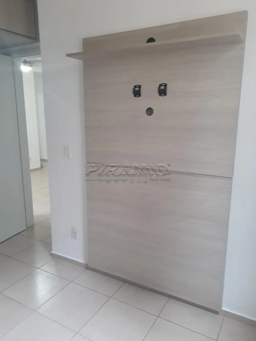 Alugar Apartamento / Padr&atilde;o em Ribeir&atilde;o Preto R$ 1.200,00 - Foto 2