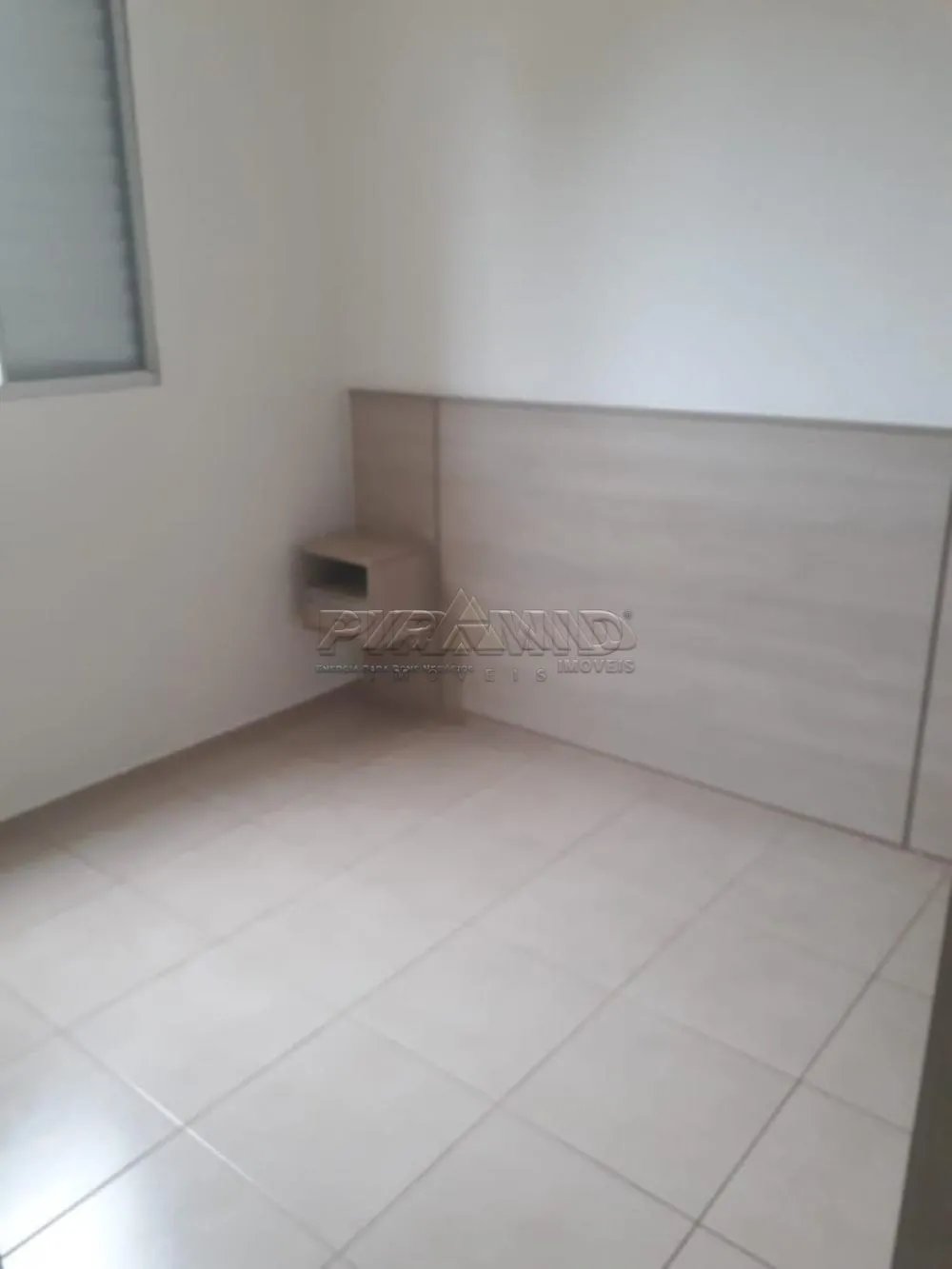 Alugar Apartamento / Padr&atilde;o em Ribeir&atilde;o Preto R$ 1.200,00 - Foto 3