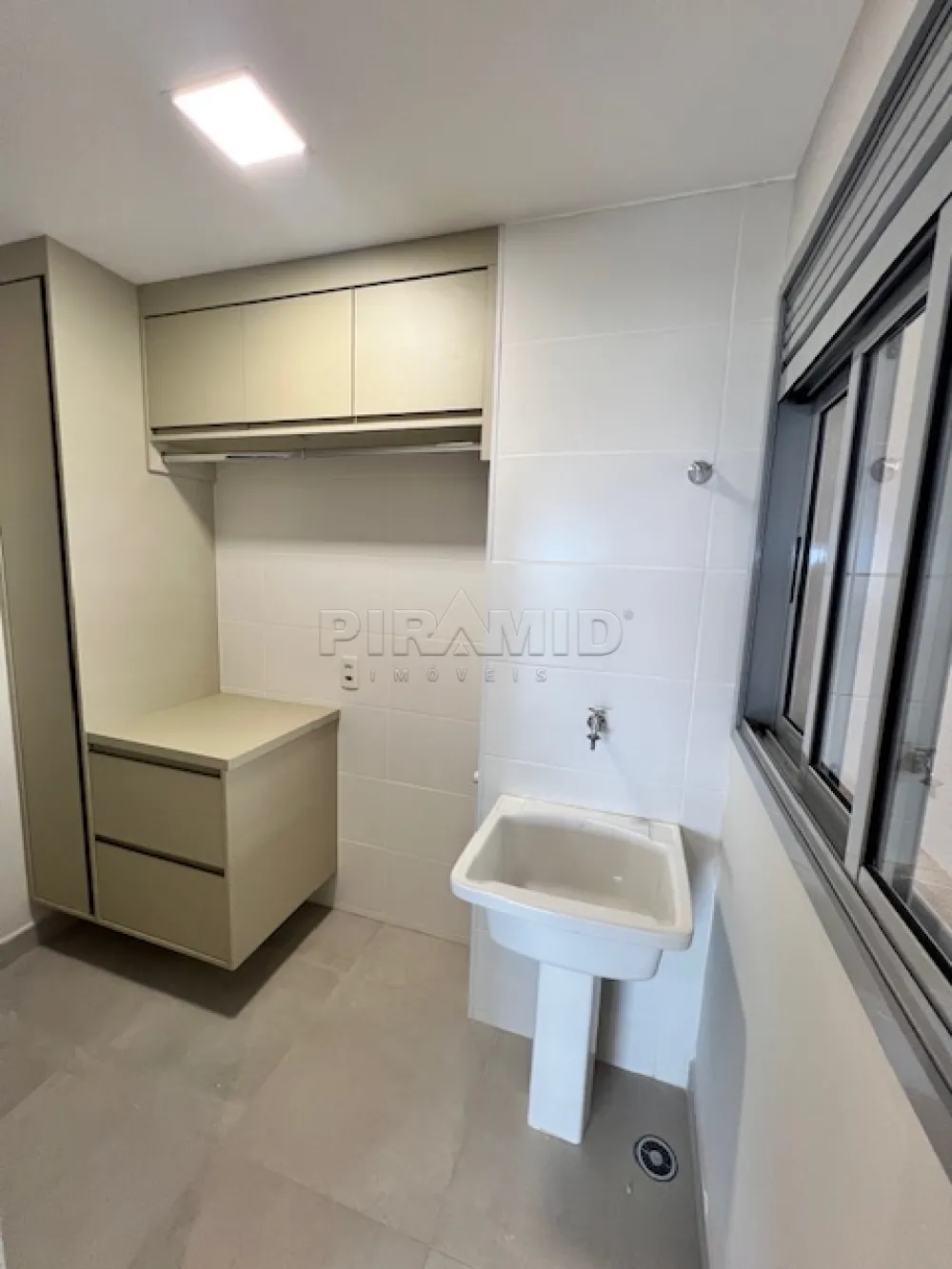 Alugar Apartamento / Padr&atilde;o em Ribeir&atilde;o Preto R$ 6.800,00 - Foto 25