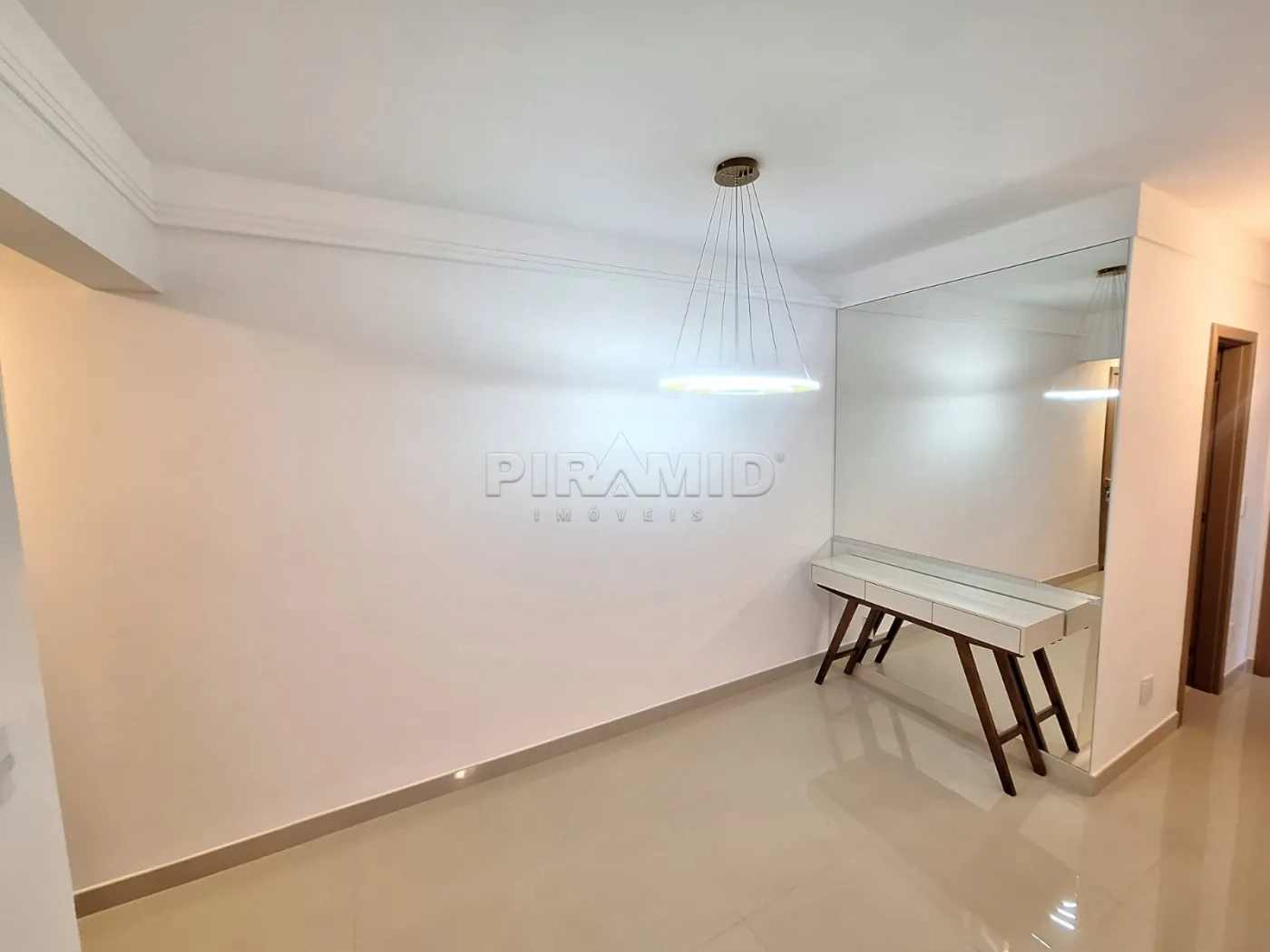 Alugar Apartamento / Padr&atilde;o em Ribeir&atilde;o Preto R$ 3.850,00 - Foto 3