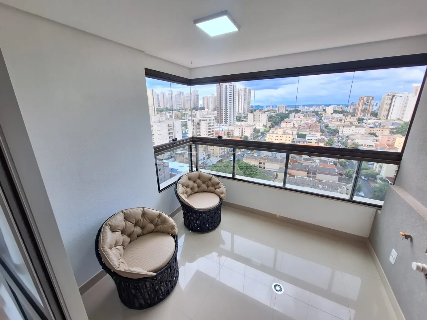 Alugar Apartamento / Padr&atilde;o em Ribeir&atilde;o Preto R$ 3.850,00 - Foto 5