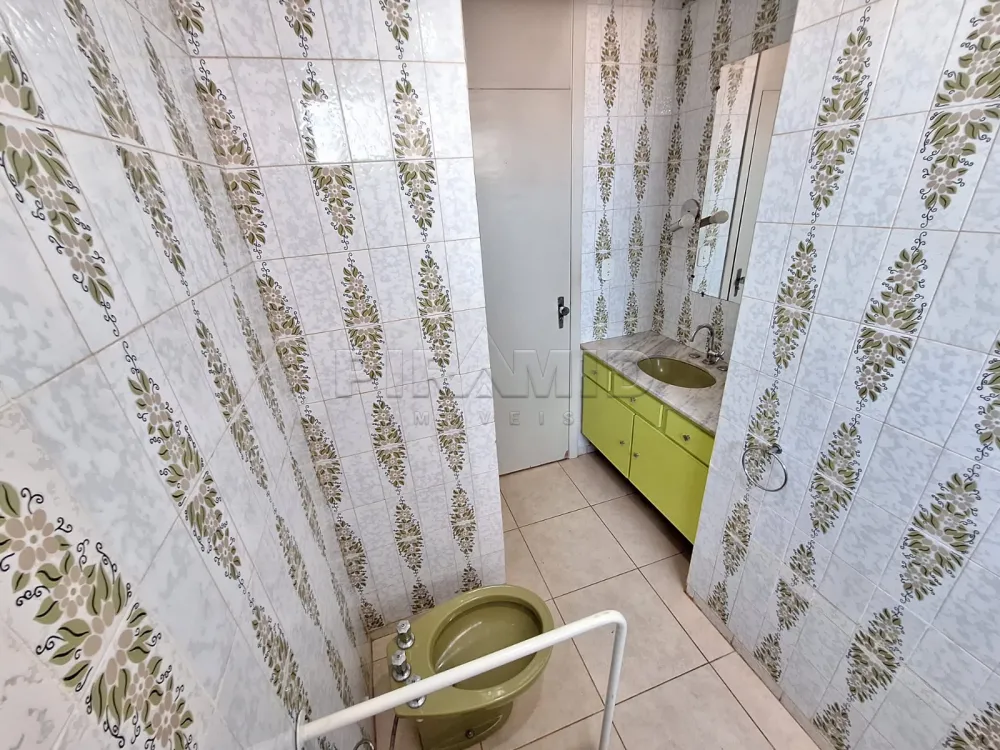 Alugar Apartamento / Padr&atilde;o em Ribeir&atilde;o Preto R$ 1.500,00 - Foto 23