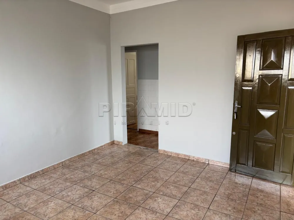 Alugar Casa / Padr&atilde;o em Ribeir&atilde;o Preto R$ 1.100,00 - Foto 4