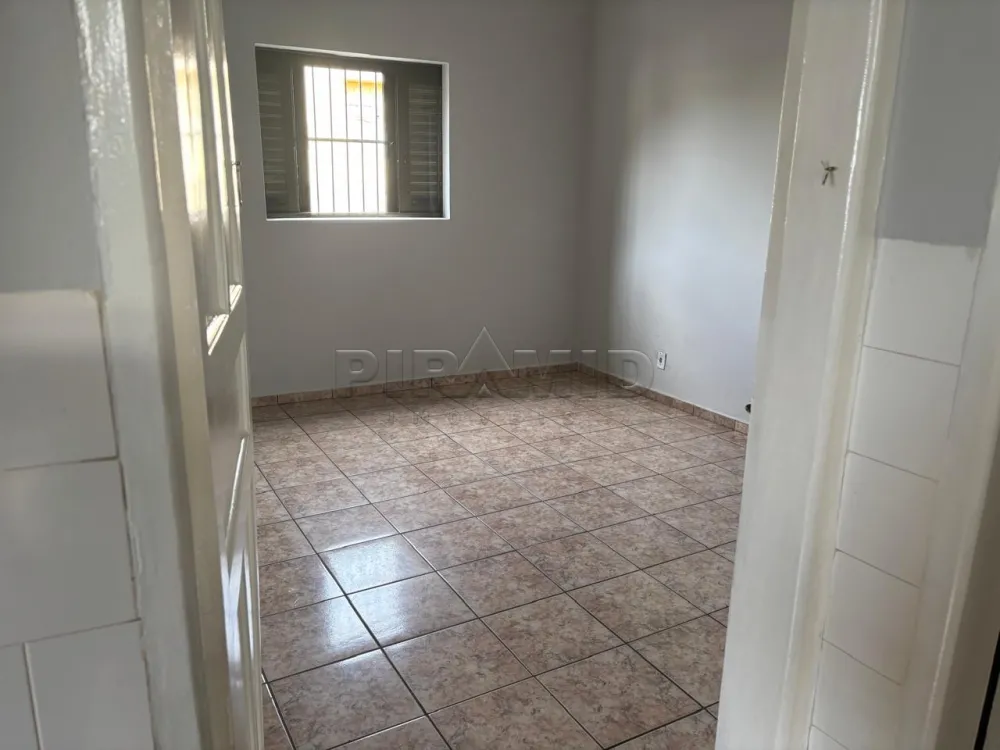 Alugar Casa / Padr&atilde;o em Ribeir&atilde;o Preto R$ 1.100,00 - Foto 6