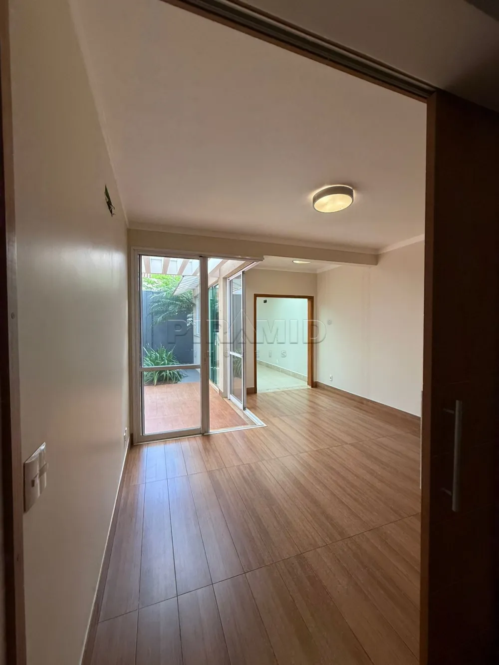 Comprar Casa / Condom&iacute;nio em Ribeir&atilde;o Preto R$ 1.200.000,00 - Foto 1