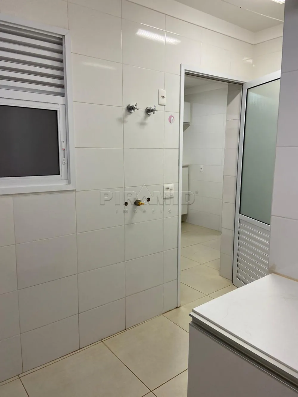 Alugar Apartamento / Padr&atilde;o em Ribeir&atilde;o Preto R$ 2.600,00 - Foto 16